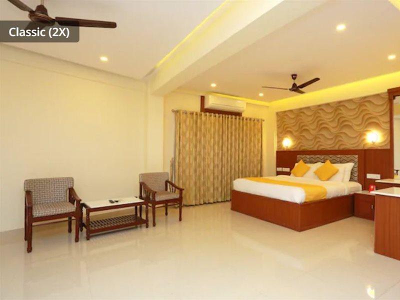 Capital O Kovilakam Residency Hotel Thrissur Exterior photo